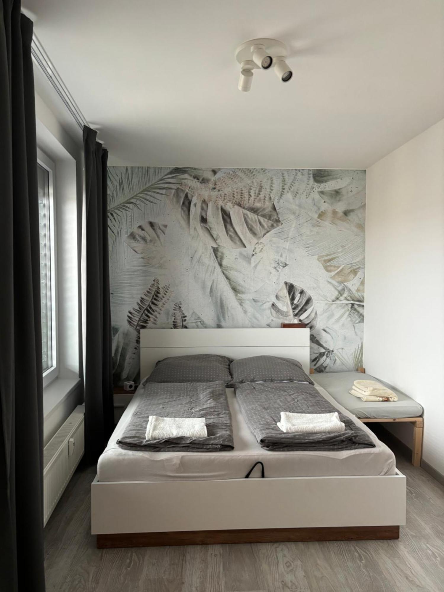 Premiere Apartment Bratislava - Private Parking 외부 사진